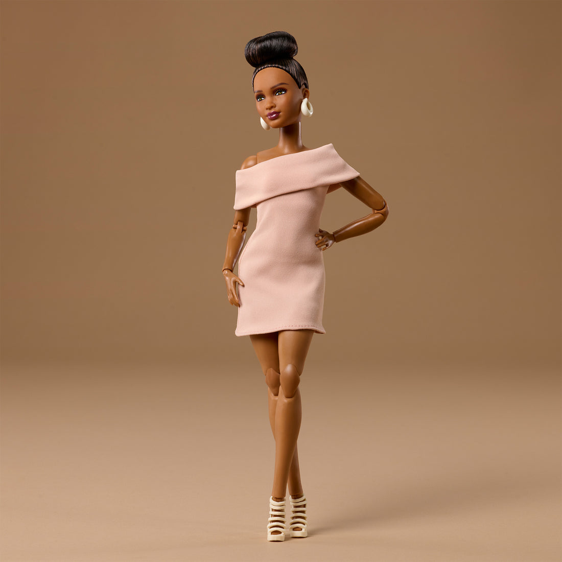 Barbie Basics 2026 Neutrals Series, Model 08