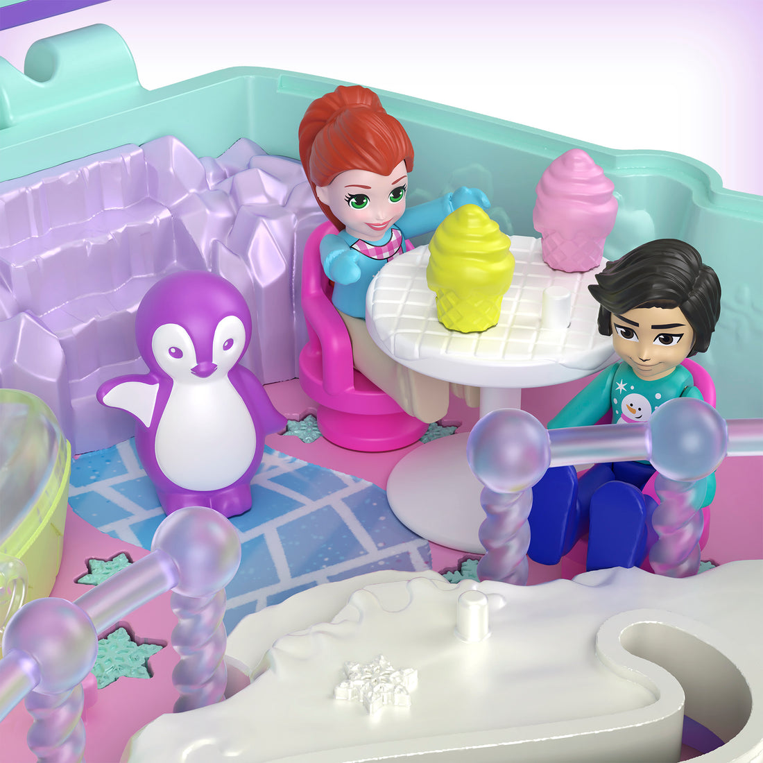 Polly Pocket Snow Sweet Penguin Compact