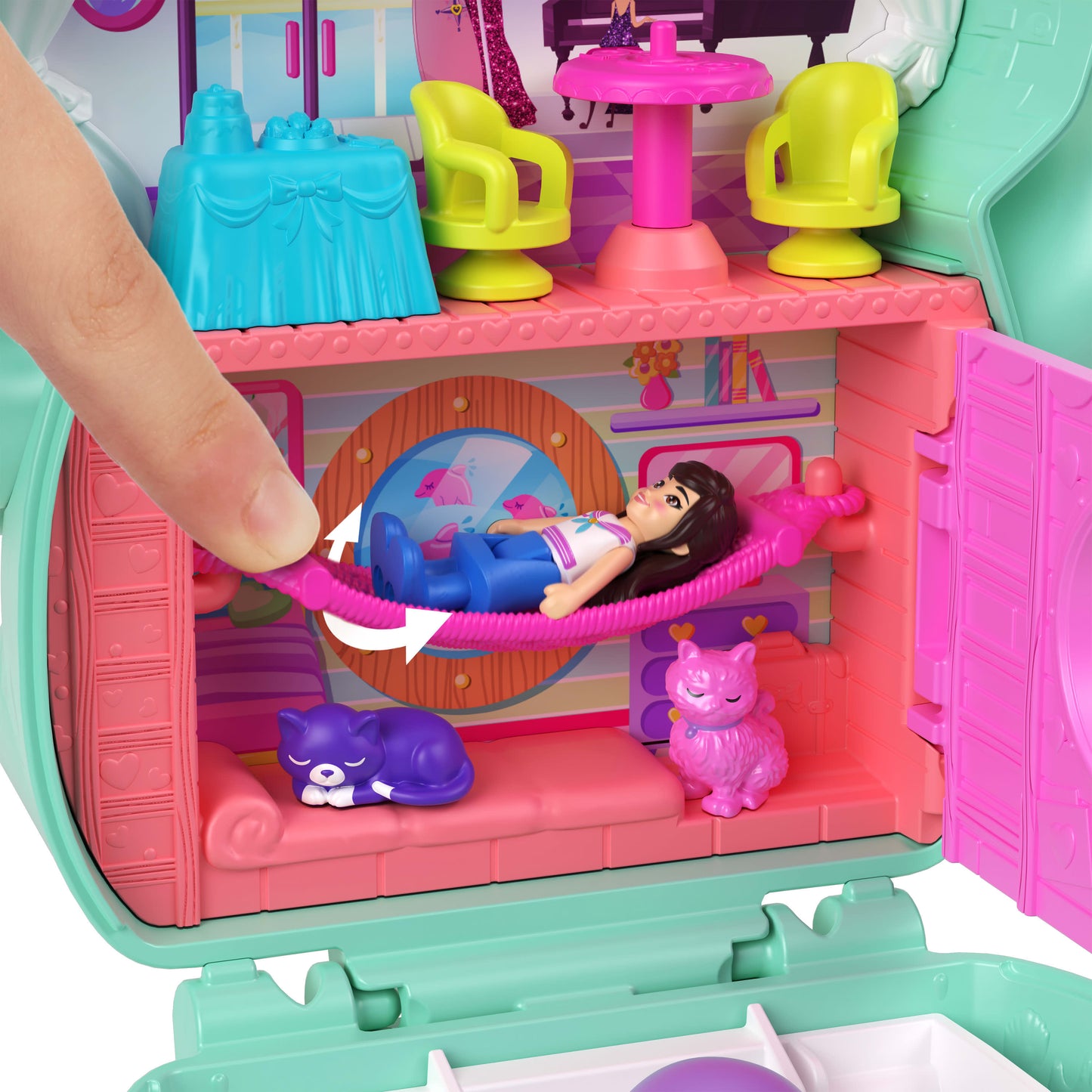 Polly Pocket Set Sail Kitty Compact Playset with 1 Micro Doll and Pet Cats, Travel Toy with Food & Styling Accessories