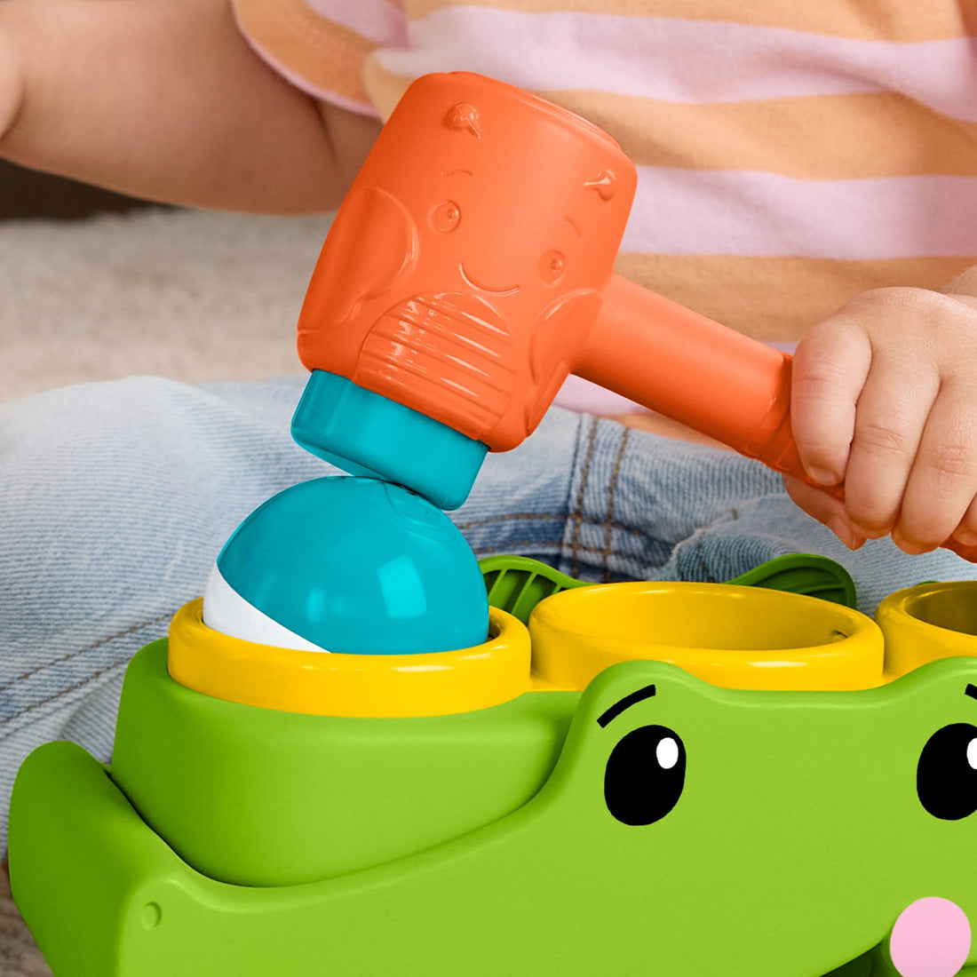 Fisher-Price Sit & Tap Rolligator