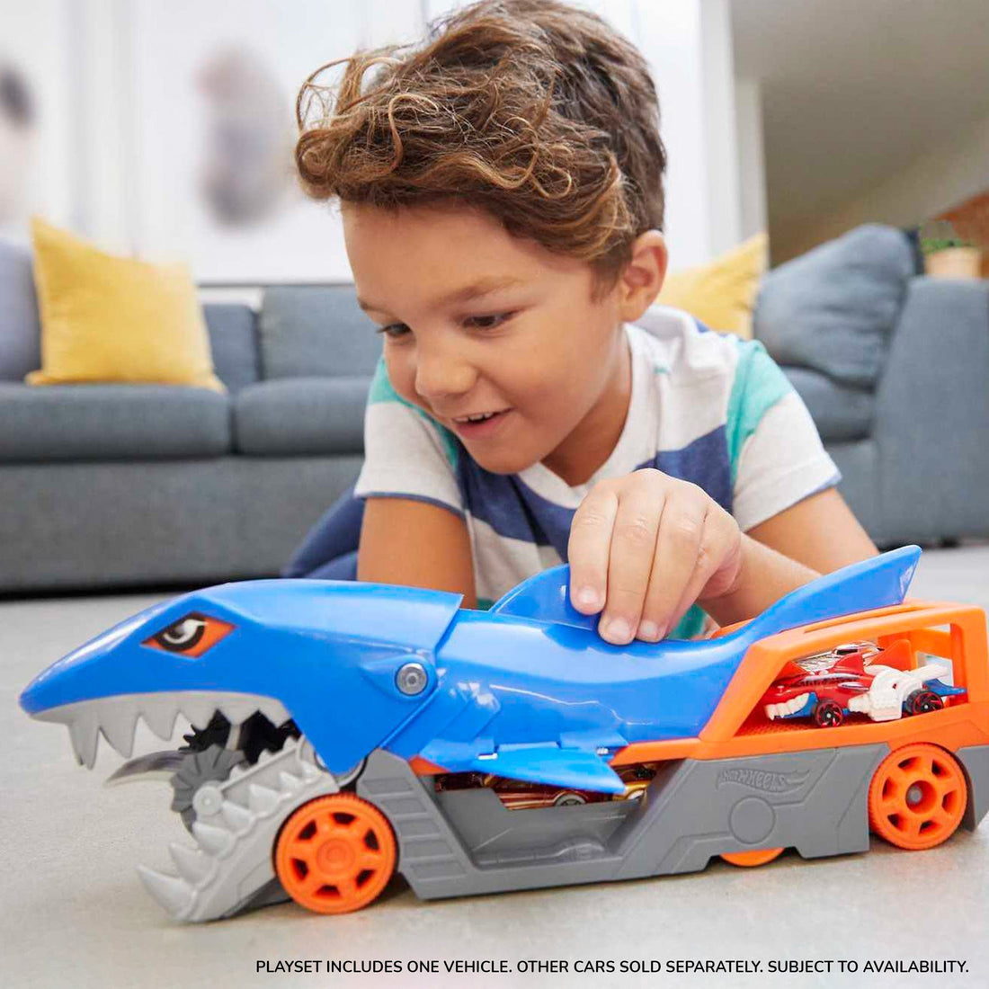 Hot Wheels Shark Chomp Transporter