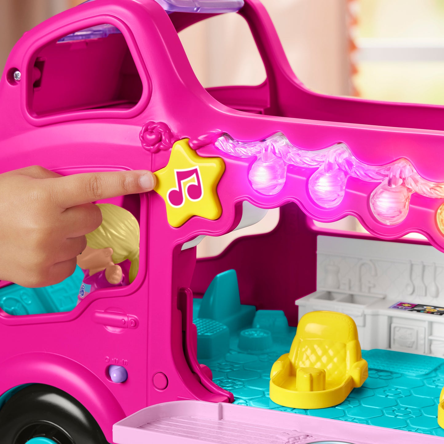 Barbie Little Dreamcamper by Little People