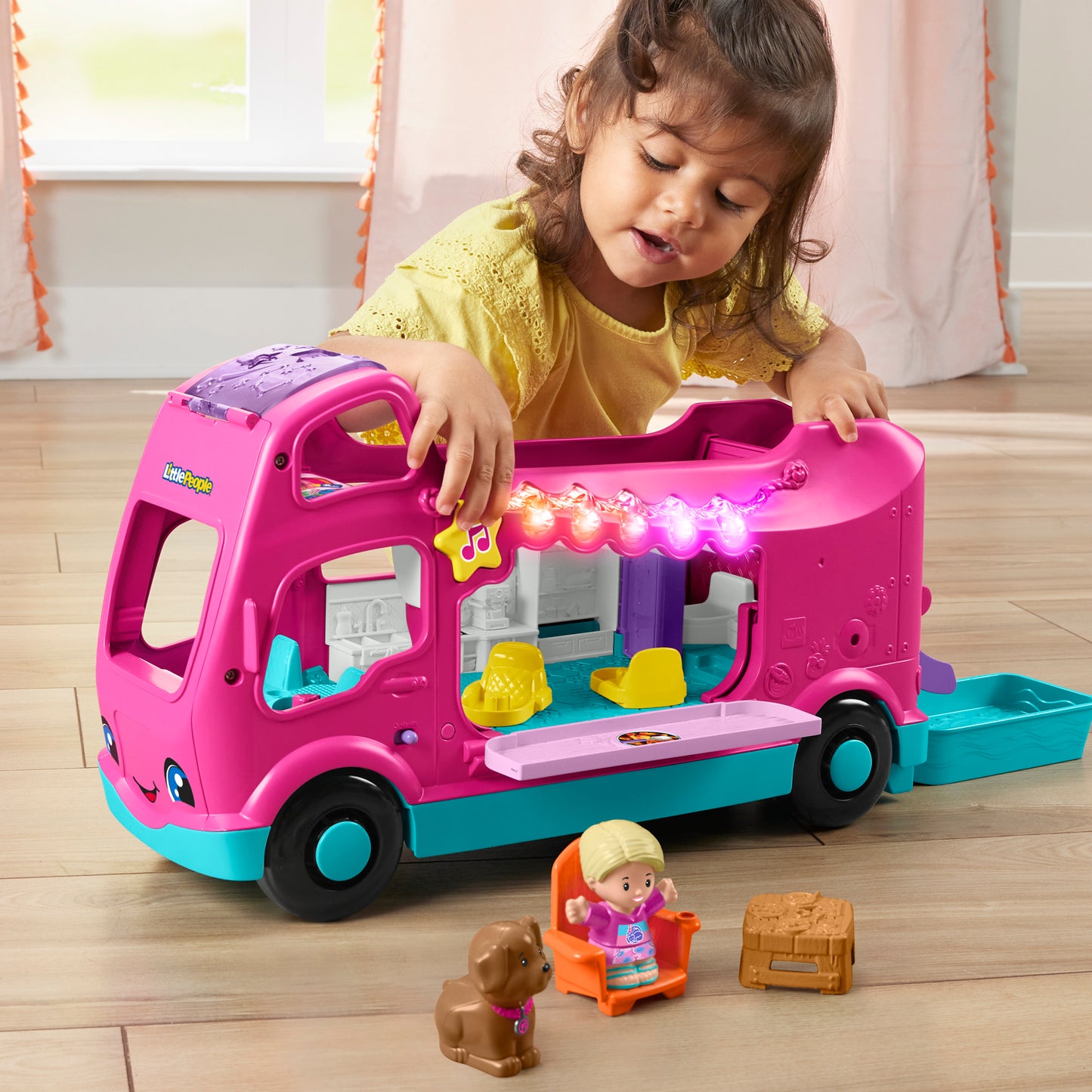 Barbie Little Dreamcamper by Little People