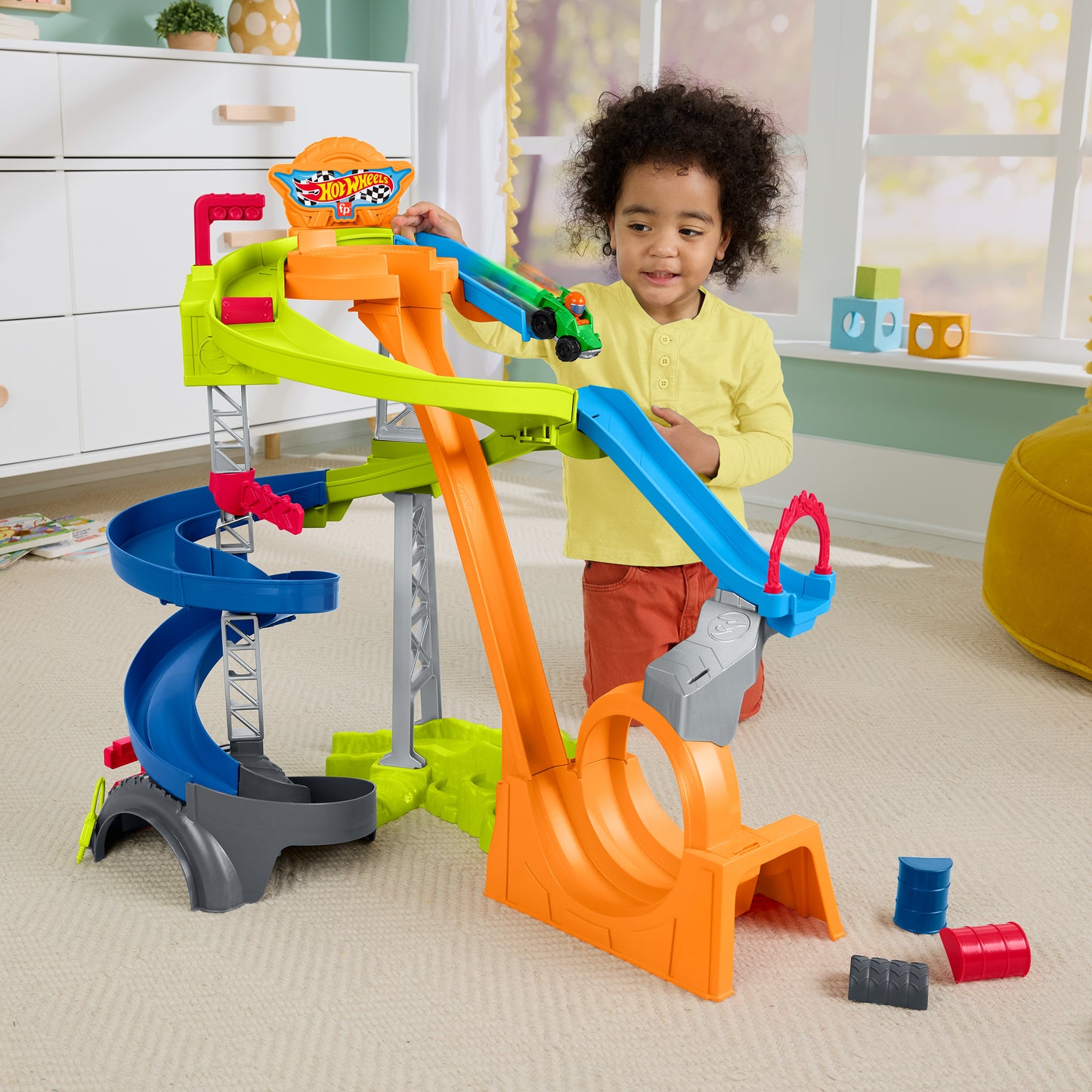 Hot Wheels Spiral Stunt Speedway by Little People