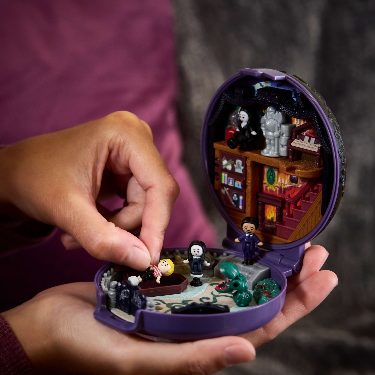 Polly Pocket Collector The Addams Family Compact