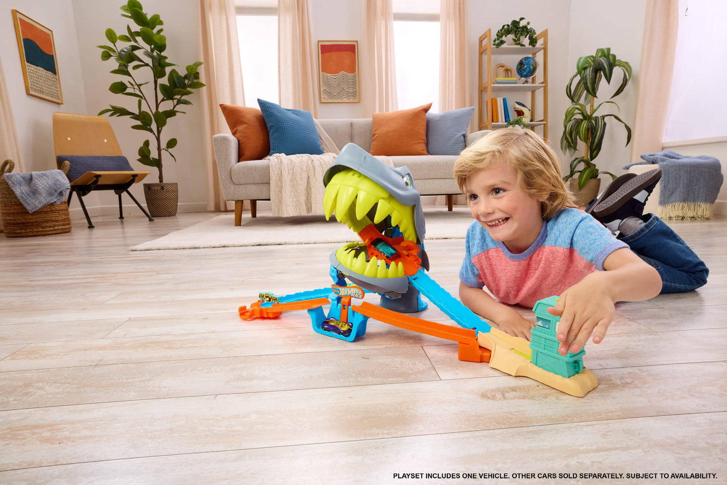 Hot Wheels City Shark Chomp Beach