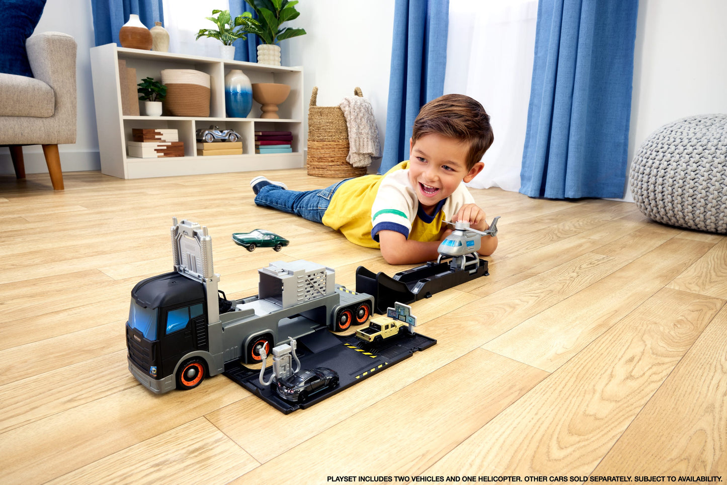 Matchbox Transforming Mobile Command, Large-Scale Vehicle with Helicopter & 2 Toy Cars from the Movie