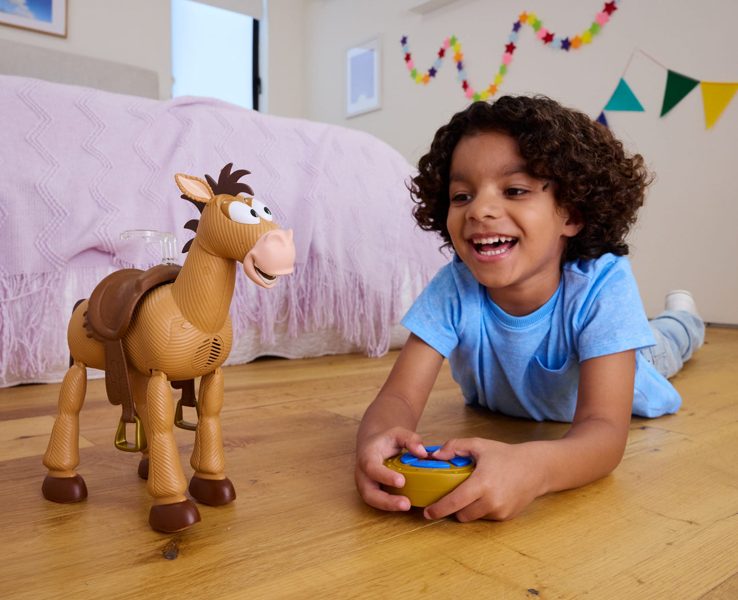 Disney and Pixar Toy Story 5 Giddy-Up Bullseye RC